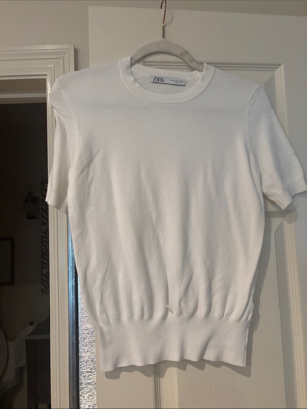 Zara White Short Sleeve Ribbed-Hem Knit Top